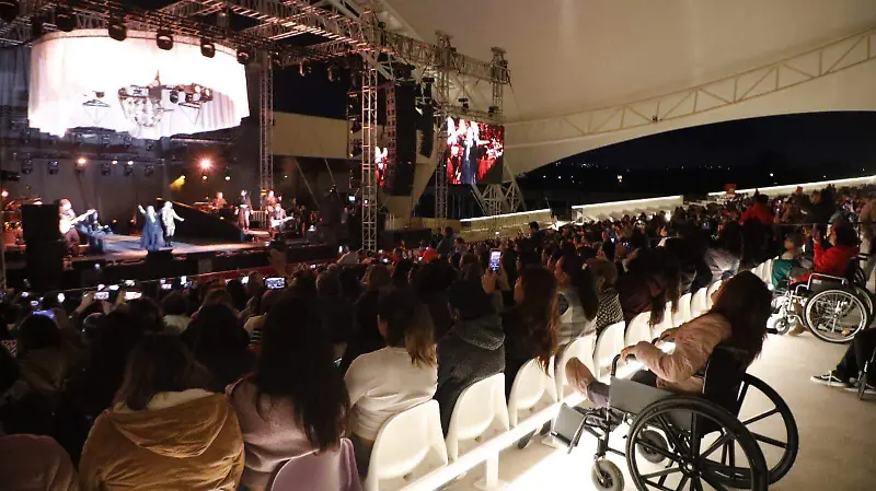 CELEBRA GOBIERNO ESTATAL Y SEDIF A LAS MADRES TLAXCALTECAS (7)